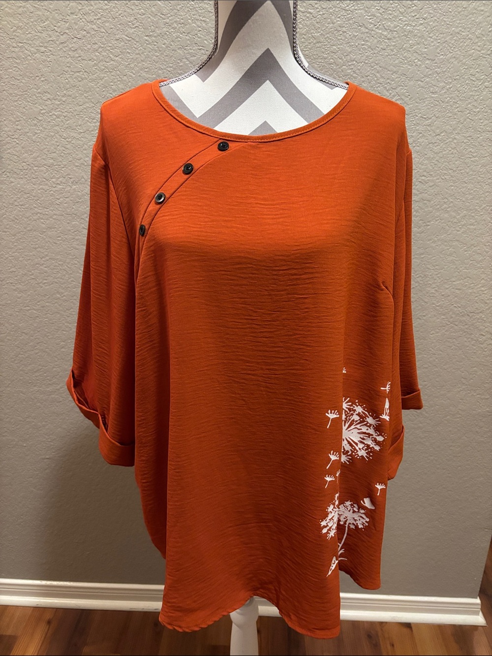 SHEIN Rust Orange Button-Accent Tunic with White Dandelion Print